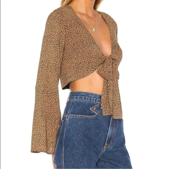 Majorelle leopard print front tie crop top - Picture 3 of 9